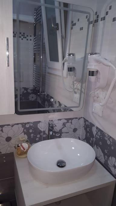Hotel Martina'S House Porto Cesareo Exterior foto
